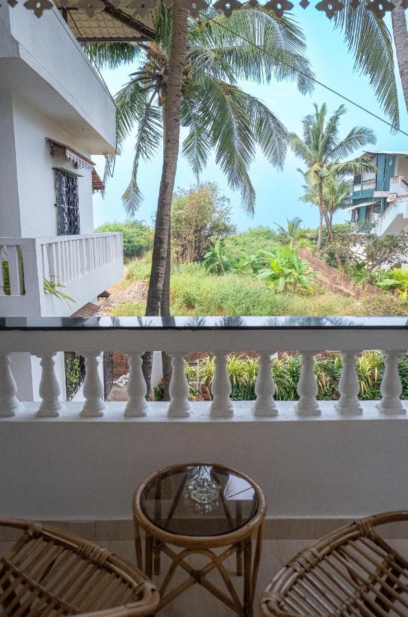 Shanu'S Seaside Inn - A Family-Run Guesthouse Just 100 Metres From Candolim Beach Экстерьер фото