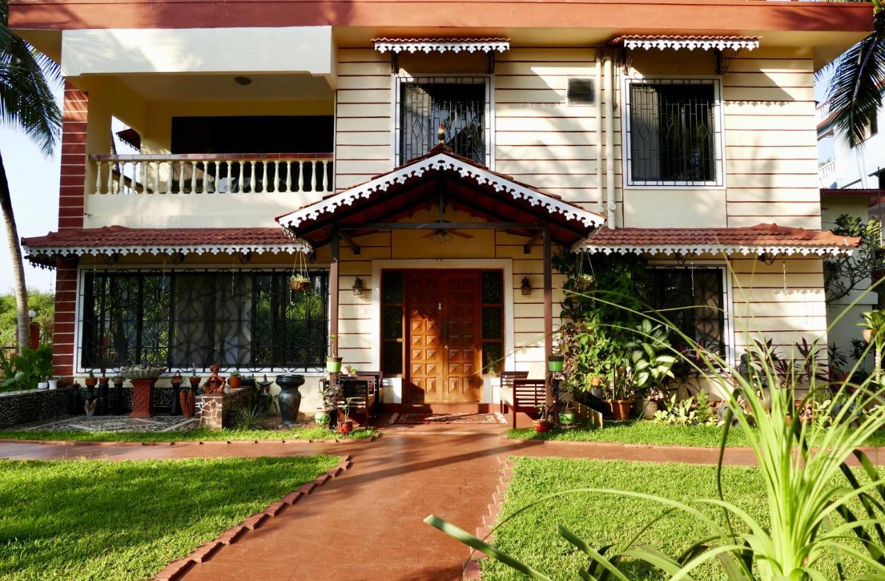 Shanu'S Seaside Inn - A Family-Run Guesthouse Just 100 Metres From Candolim Beach Экстерьер фото