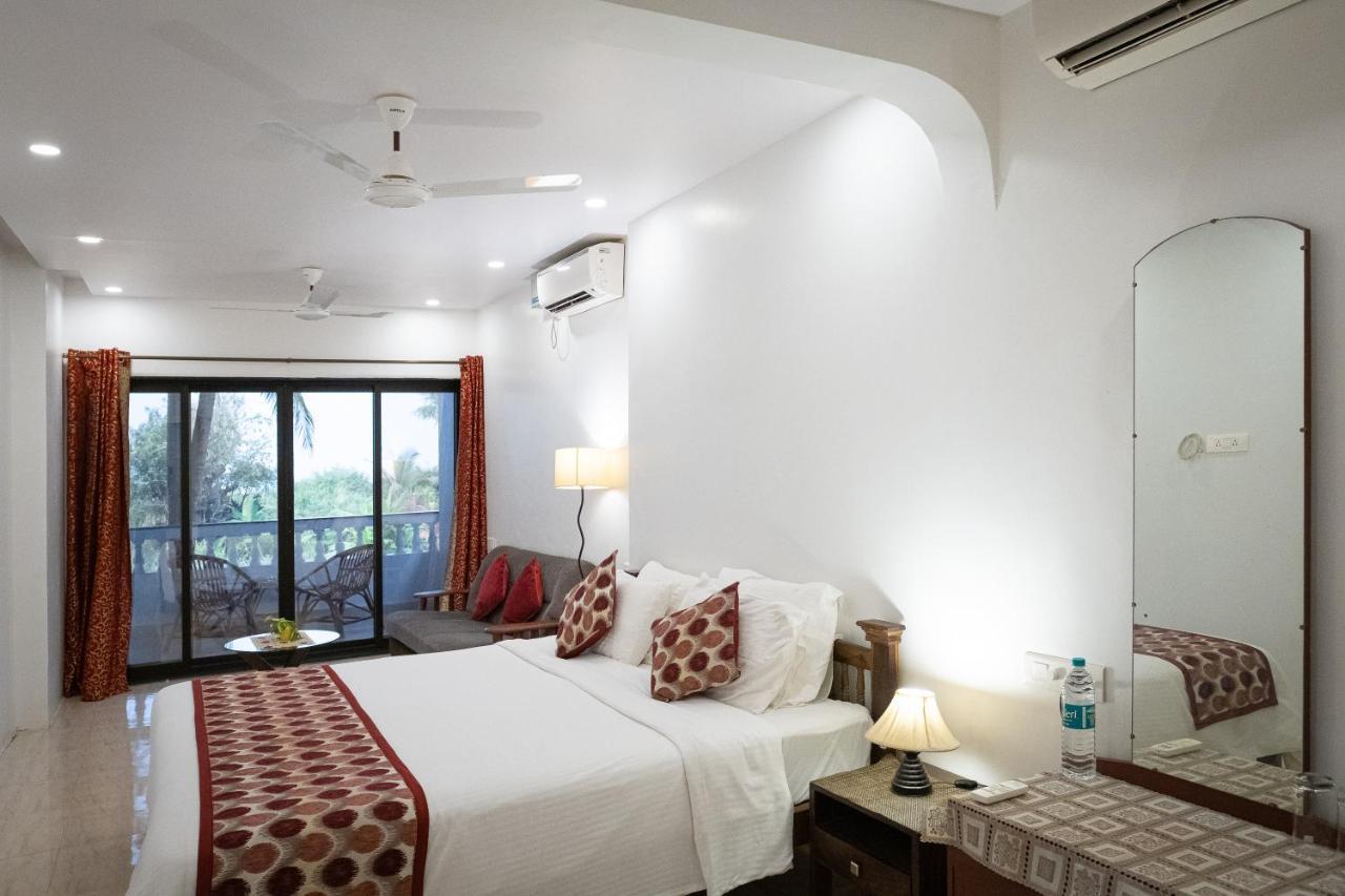 Shanu'S Seaside Inn - A Family-Run Guesthouse Just 100 Metres From Candolim Beach Экстерьер фото