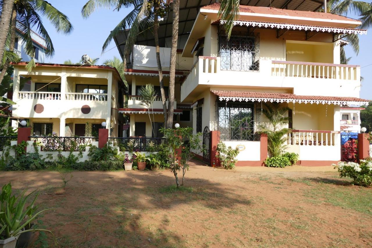 Shanu'S Seaside Inn - A Family-Run Guesthouse Just 100 Metres From Candolim Beach Экстерьер фото