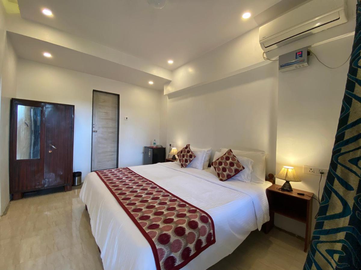Shanu'S Seaside Inn - A Family-Run Guesthouse Just 100 Metres From Candolim Beach Экстерьер фото