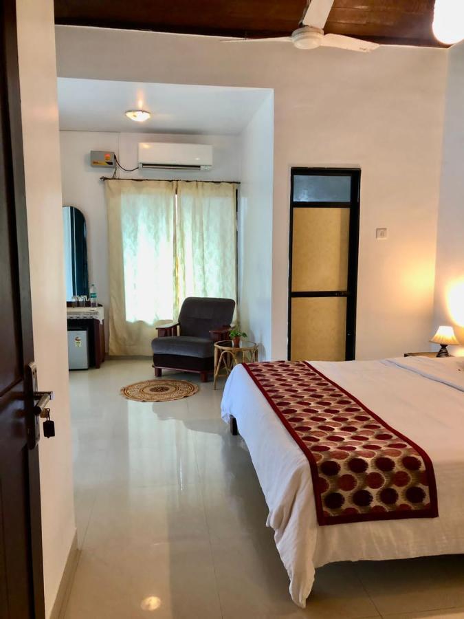 Shanu'S Seaside Inn - A Family-Run Guesthouse Just 100 Metres From Candolim Beach Экстерьер фото